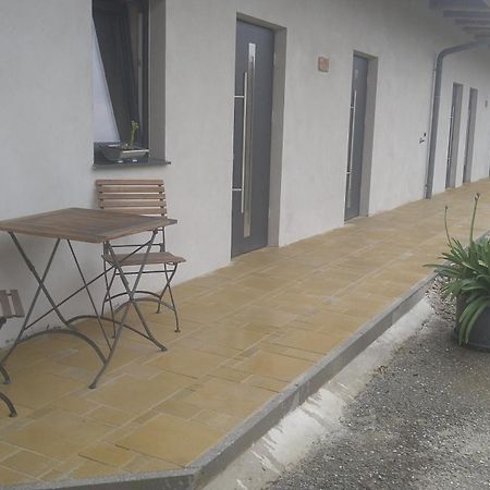 לינה וארוחת בוקר Strass  Weingut Thomas Brandl מראה חיצוני תמונה